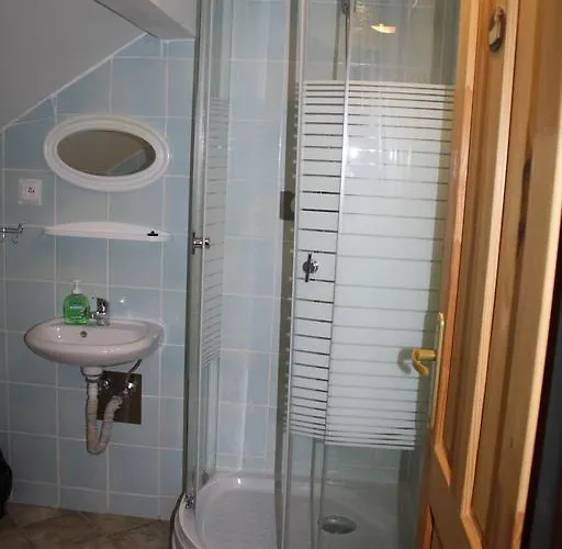 Pod Rozhlednou 5*