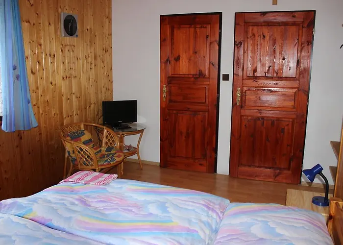 Pod Rozhlednou Guest house